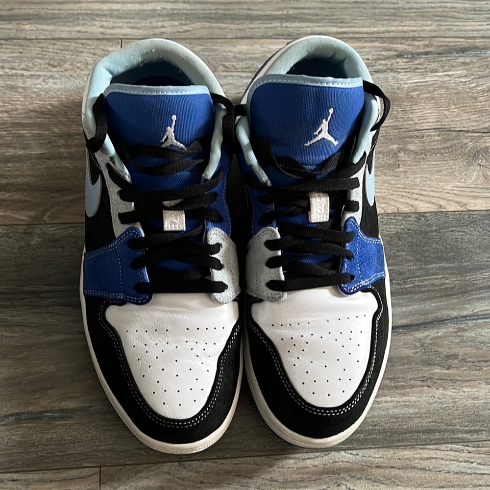 Air Jordan 1 Low SE 'Racer Blue'